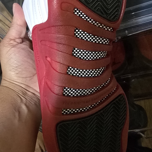 Jordan 12 Cherry - Picture 6 of 6